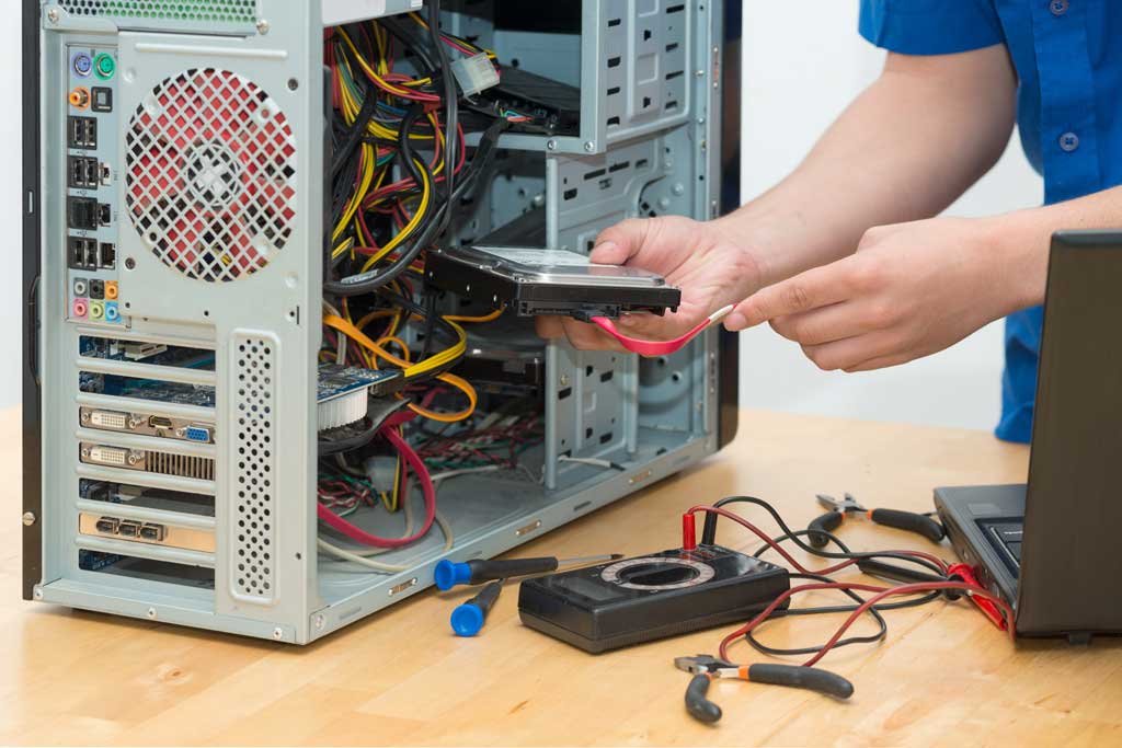 Computer repair service in Melbourne